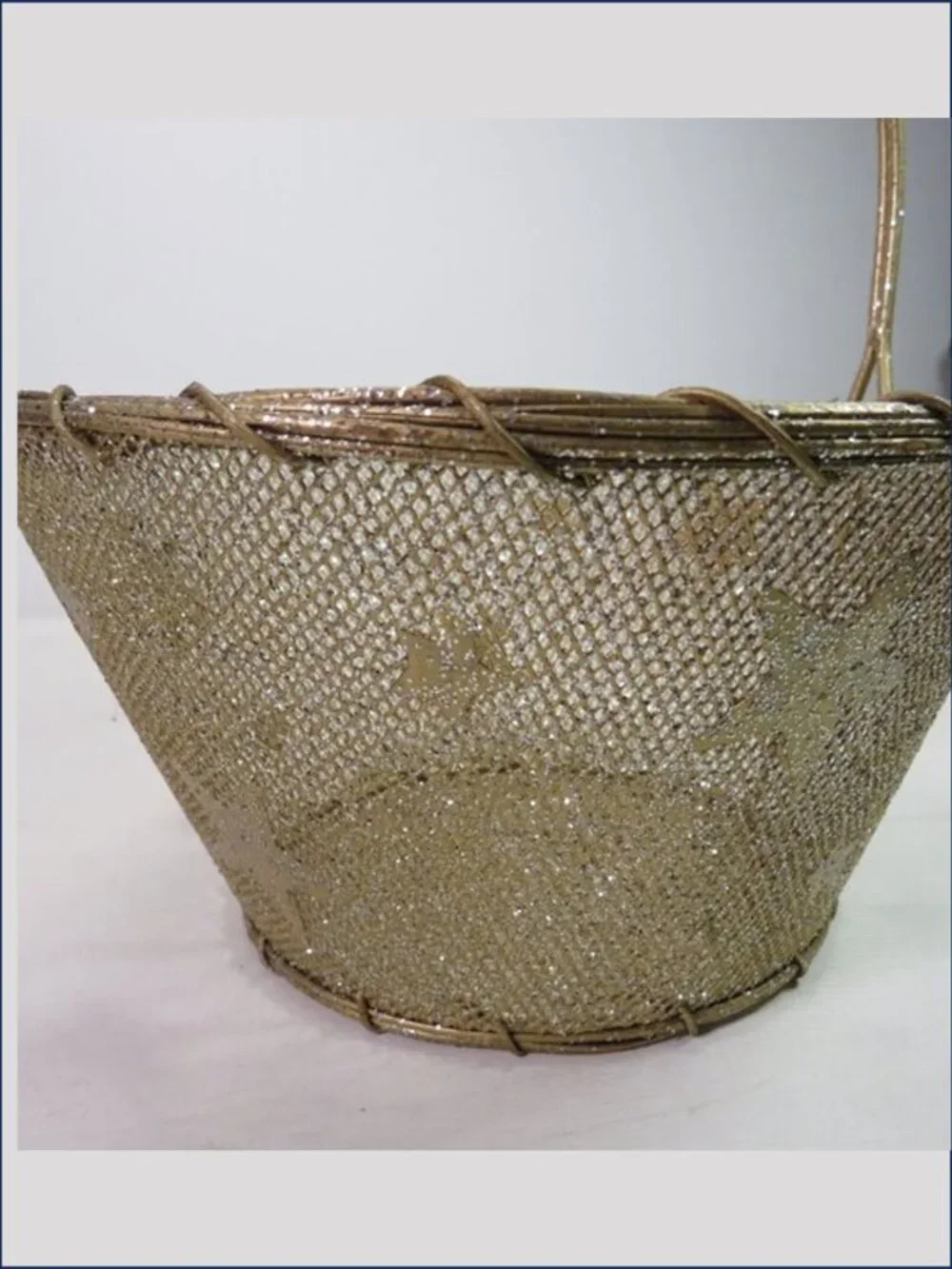 Champagne Gold Wire Mesh Star Basket Glitter Flower Girl Celestial Decor 10